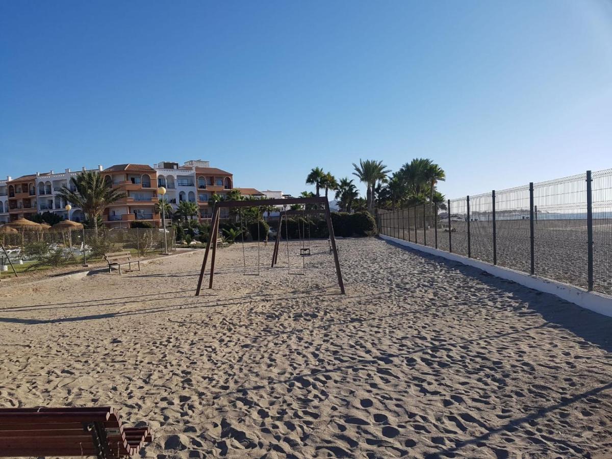 Apartament Casa Baja Naturista Con Patio En Primera Linea De Playa Con Piscina Comunitaria!
